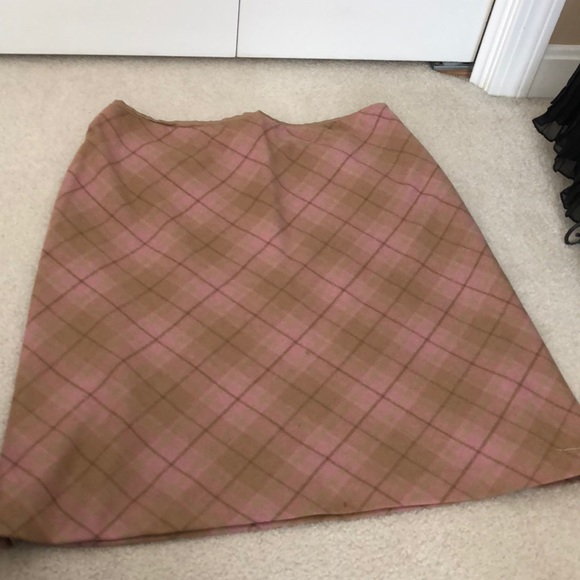 LOFT Dresses & Skirts - LOFT argyle print lined camel & pink skirt LOFT Dresses & Skirts - LOFT argyle print lined camel & pink skirt